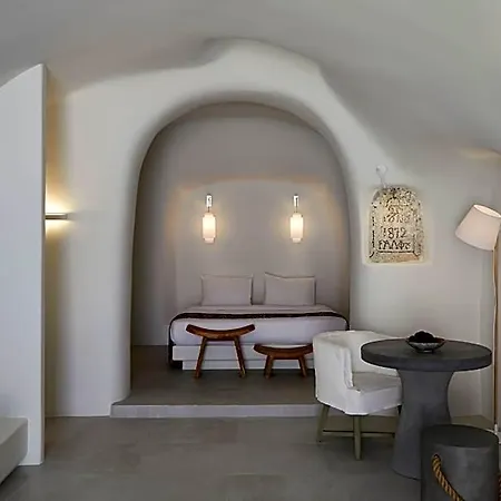 Elysian Elia Heritage Pensión Oia (Santorini)