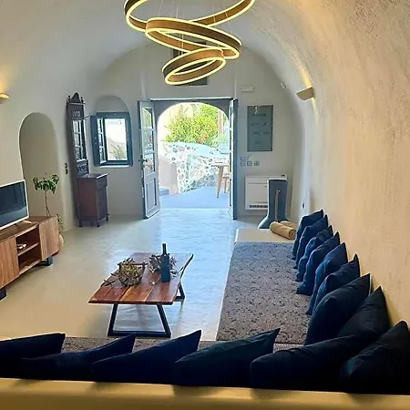 Elysian Elia Heritage Oia (Santorini)