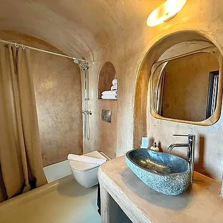 Elysian Elia Heritage Pensión 3*