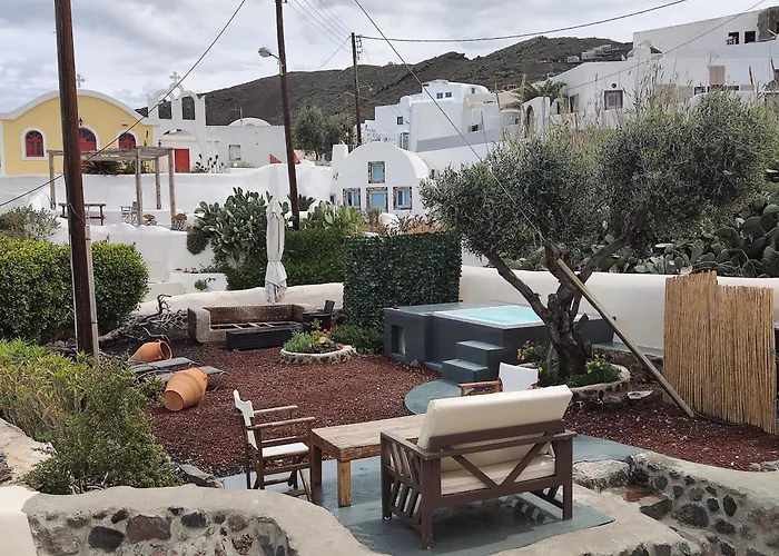 Elysian Elia Heritage Pensión Oia (Santorini)