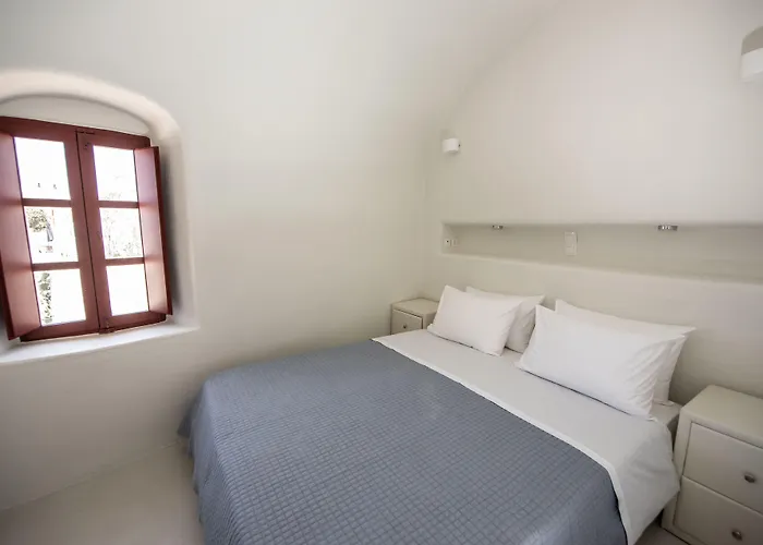 Elysian Elia Heritage Oia (Santorini)