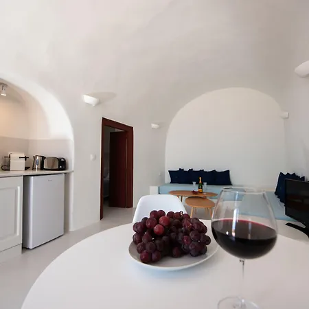 Elysian Elia Heritage Oia (Santorini)